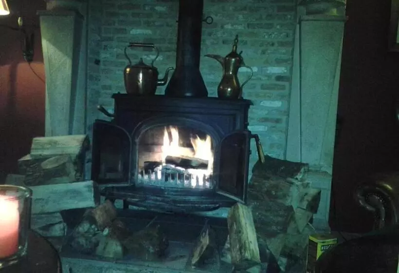 Retkeilymaja Herberg De Brand