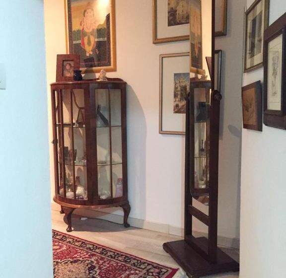 ベッドアンドブレックファースト B B Griffondoro