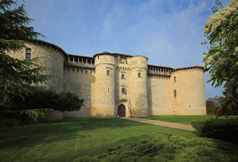 Aamiaismajoitus (B&B) Château De Mauriac