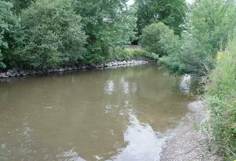 Aamiaismajoitus (B&B) La Chambre Du Harpiste
