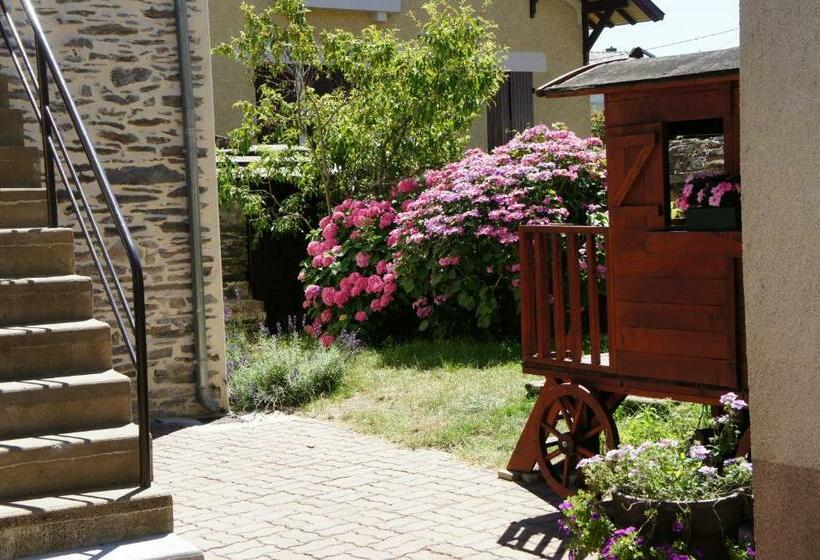 ベッドアンドブレックファースト La Chambre Du Harpiste