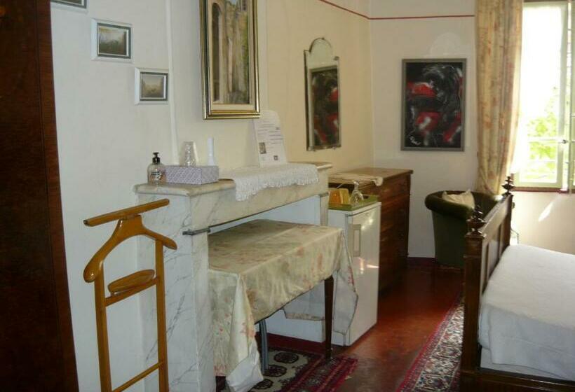 مبيت وإفطار Le Pra De Pé