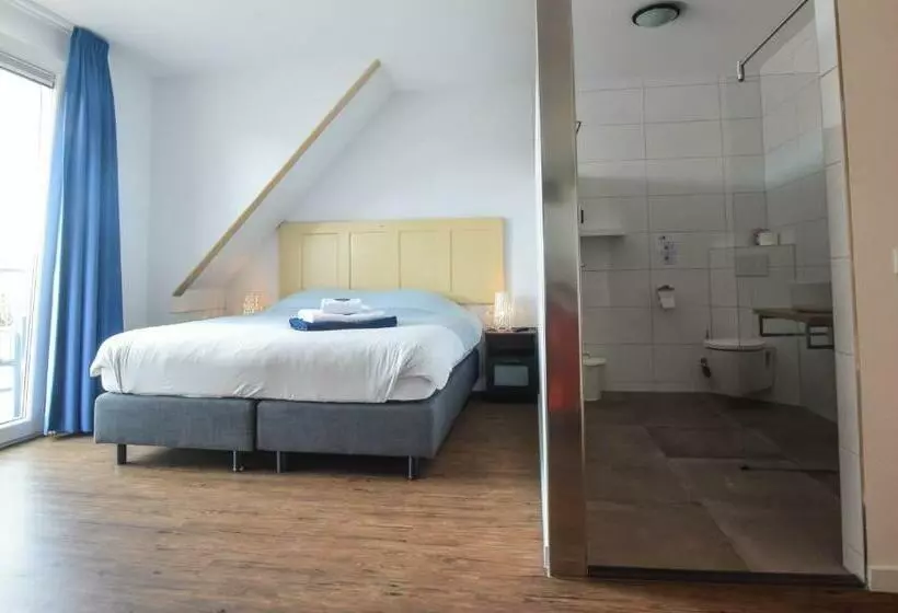 Aamiaismajoitus (B&B) Table D Hôte Teune & Janna