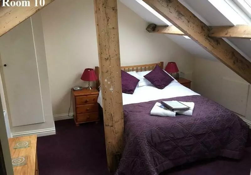 تختخواب و صبحانه The Arches Guest House