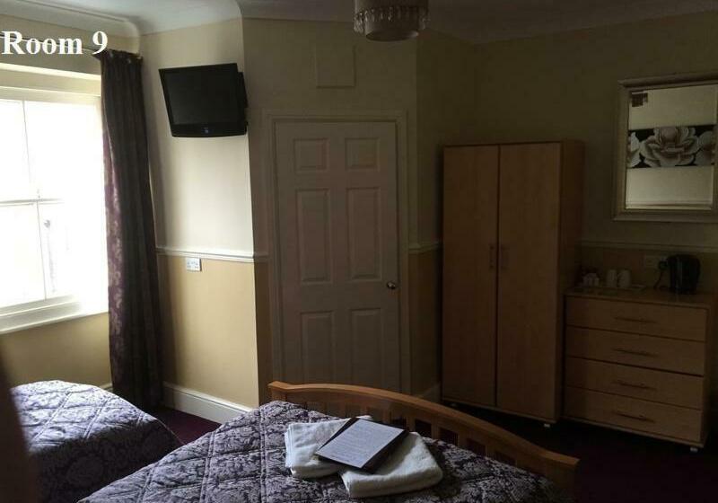 مبيت وإفطار The Arches Guest House