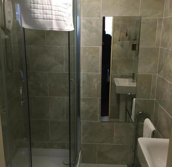 مبيت وإفطار The Arches Guest House