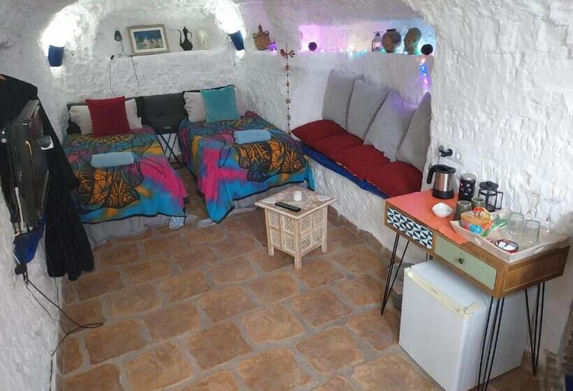 צימר The Cave Of Dreams