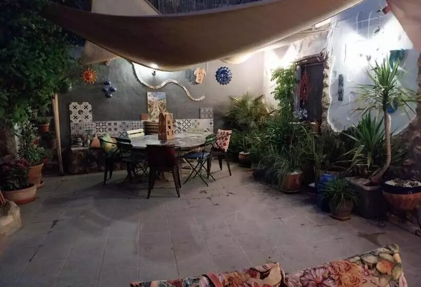Aamiaismajoitus (B&B) The Cave Of Dreams