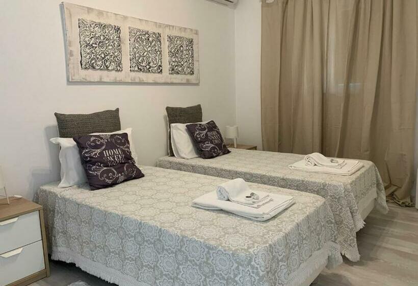 بنسيون Discovery Tavira