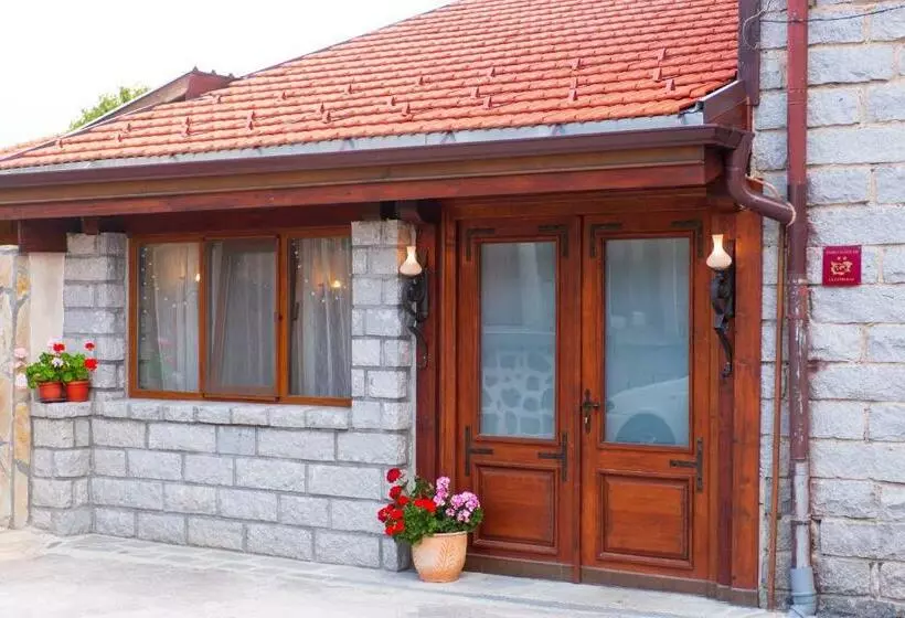 پانسیون Grancharova Guest House
