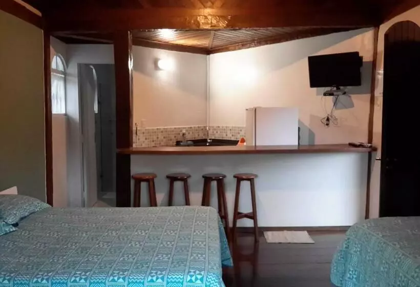 Majatalo Pousada Praia Da Baleia