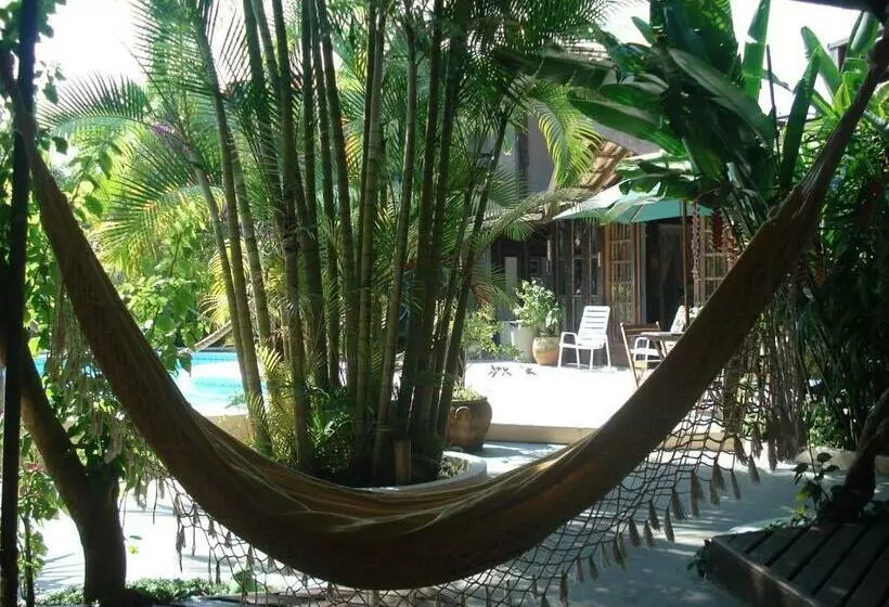 Majatalo Pousada Praia Da Baleia