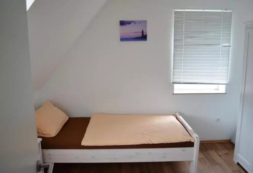 Pension John F Kennedy