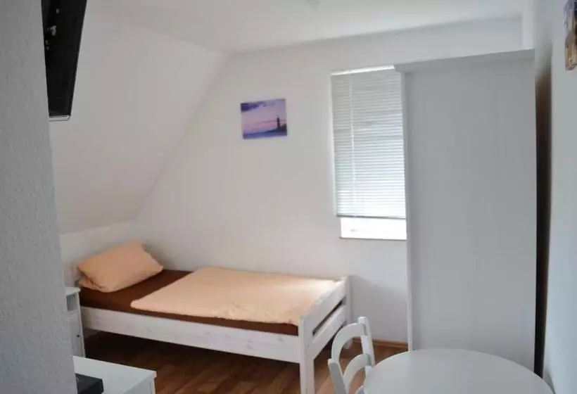 Pension John F Kennedy