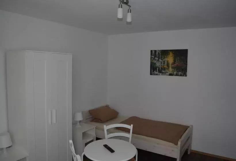 Pension John F Kennedy