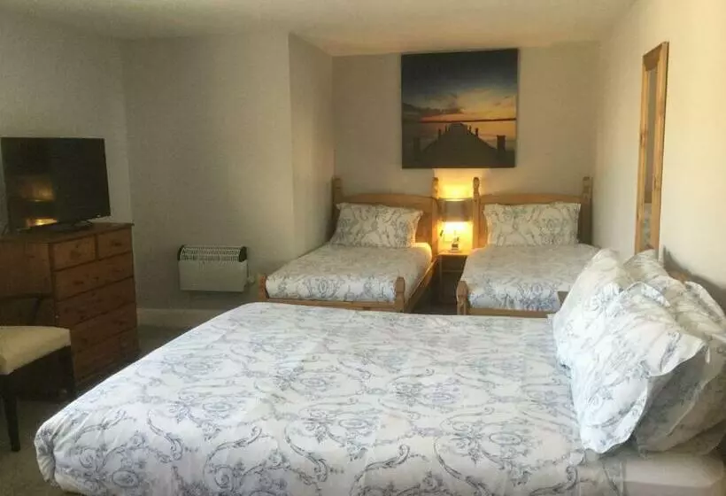 T & J Motel