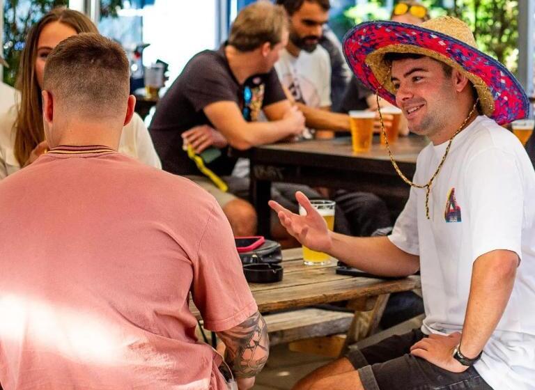 호스텔 The Full Moon Backpackers