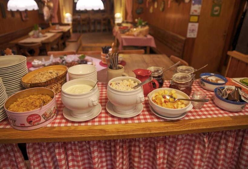 فندق صغير Zur Grossen Tanne