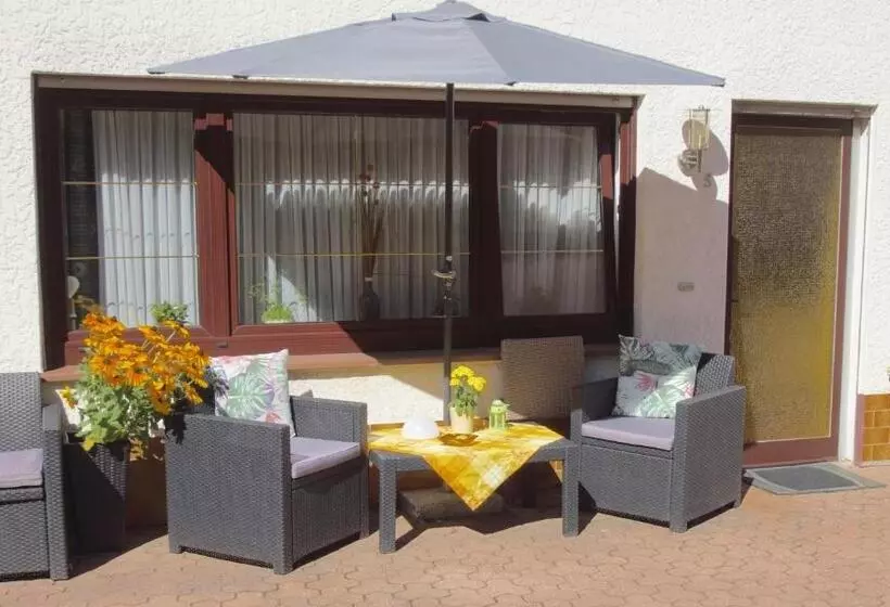 Aamiaismajoitus (B&B) Gästehaus Köhler