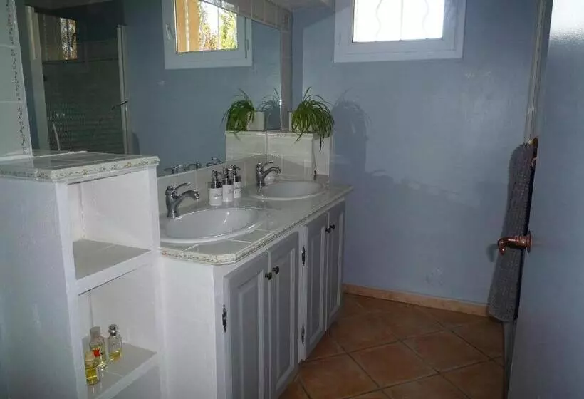 Aamiaismajoitus (B&B) L Atelier Des Coudelières