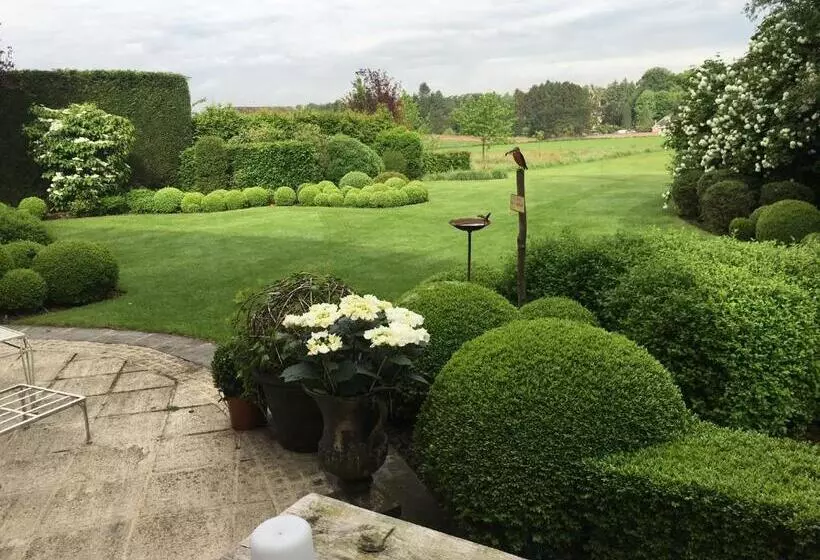 Aamiaismajoitus (B&B) Le Vert Logis