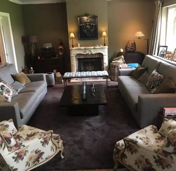 Aamiaismajoitus (B&B) Le Vert Logis