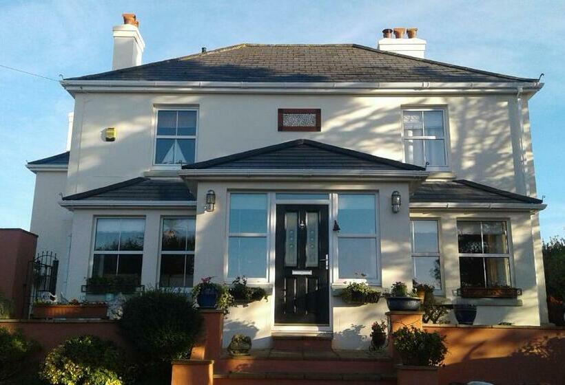 Bed and Breakfast Little Orchard House