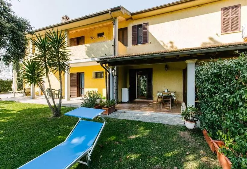 هتل Agriturismo Casa Andreina