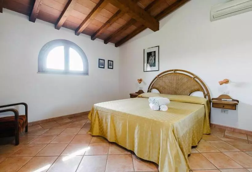 هتل Agriturismo Casa Andreina