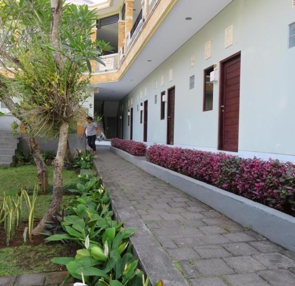 בית מלון כפרי Tara Bali Residence