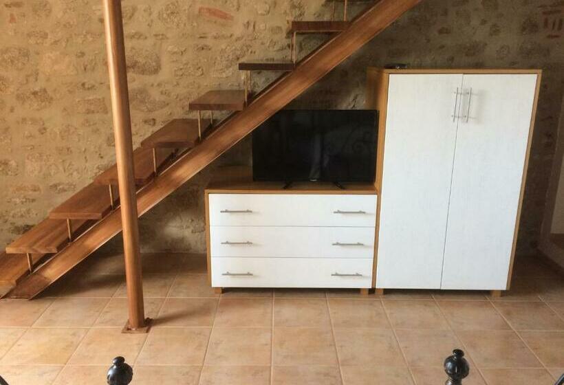 پانسیون Herdade Do Charito