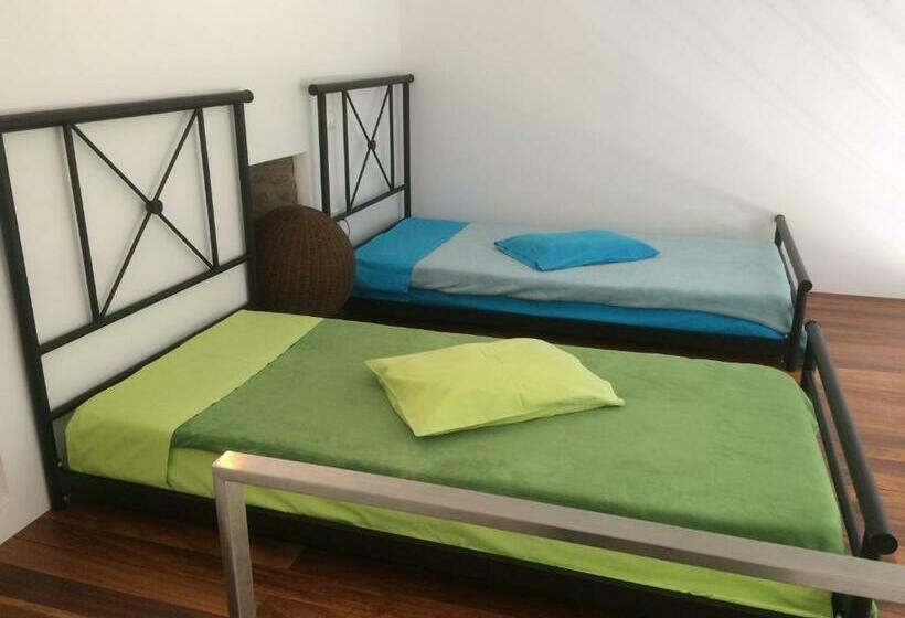 پانسیون Herdade Do Charito