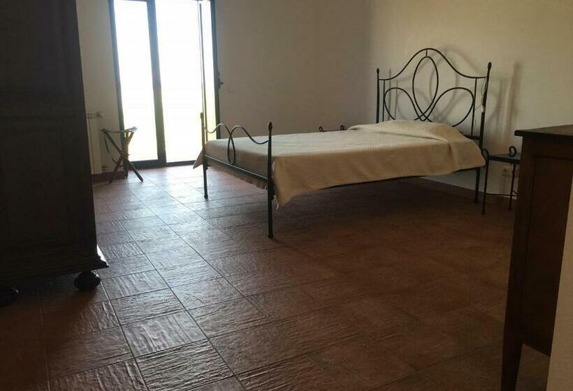 پانسیون Herdade Do Charito