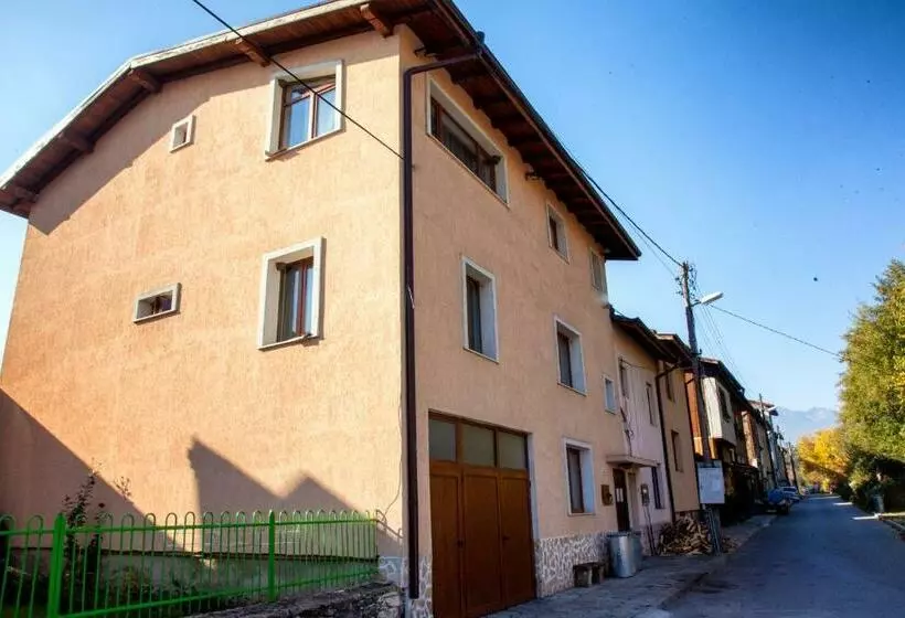 ペンション Valevitsata Guesthouse