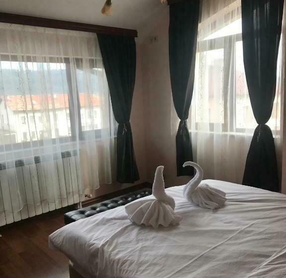 Pensão Valevitsata Guesthouse