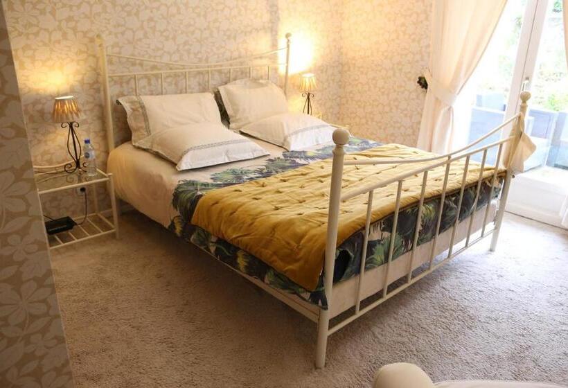 تختخواب و صبحانه Au Coeur Des Vignes