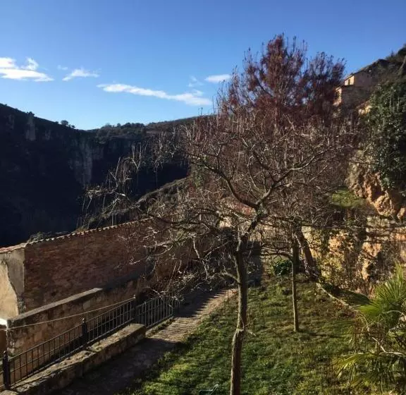 Aamiaismajoitus (B&B) Casa Lola