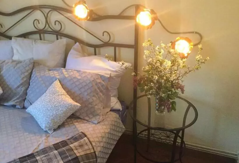 Aamiaismajoitus (B&B) Casa Lola