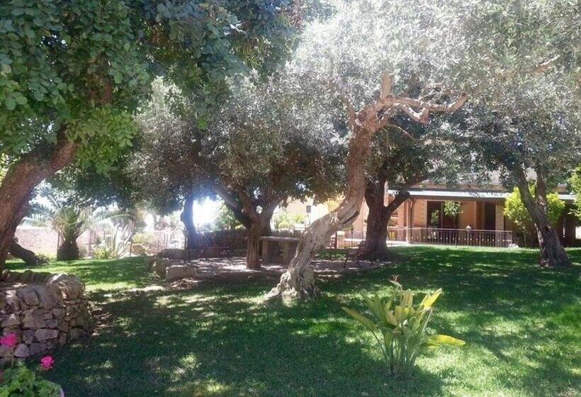 مبيت وإفطار Villa Giulia Sicilian Luxury Garden