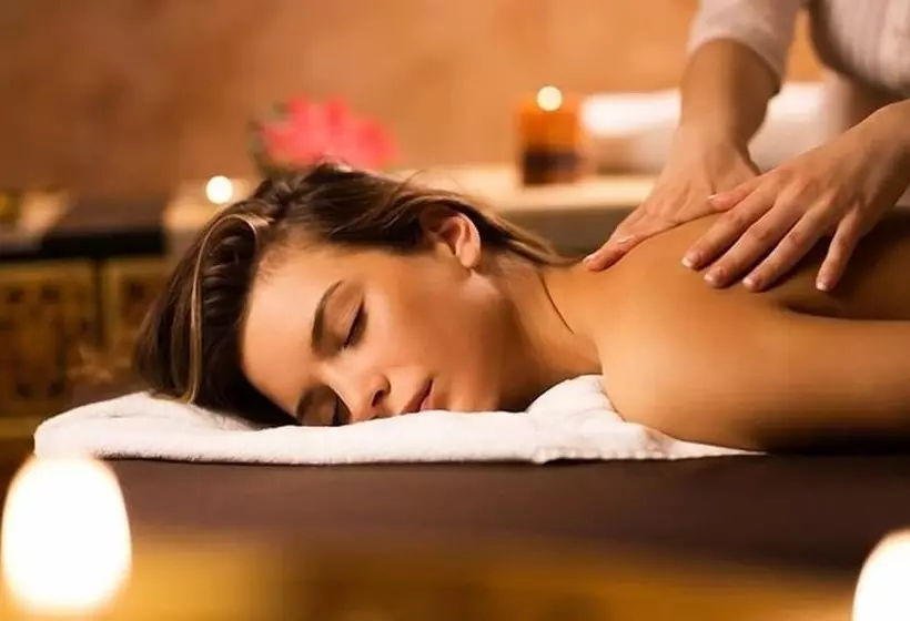 ホテル Hôtel Wellness Eau De Roche Durbuy