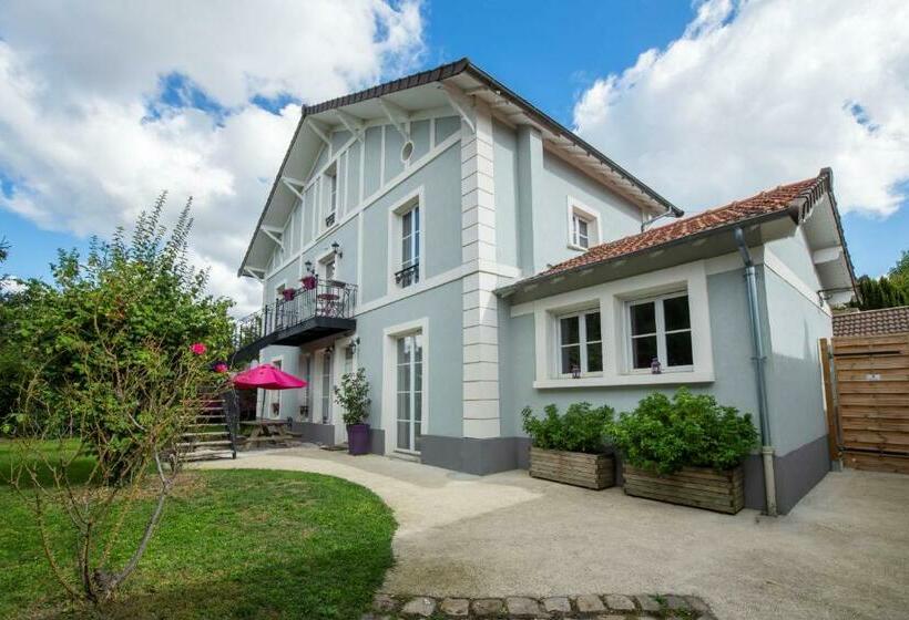 Le Vieux Puits Paris Est Paris Disney