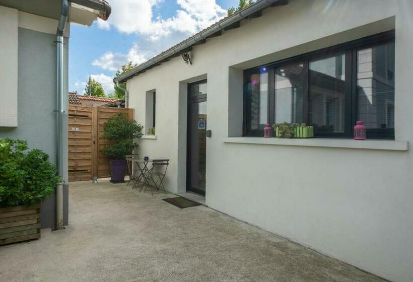 Le Vieux Puits Paris Est Paris Disney