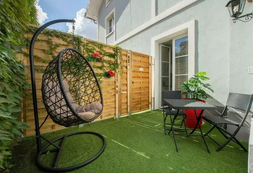 Le Vieux Puits Paris Est Paris Disney