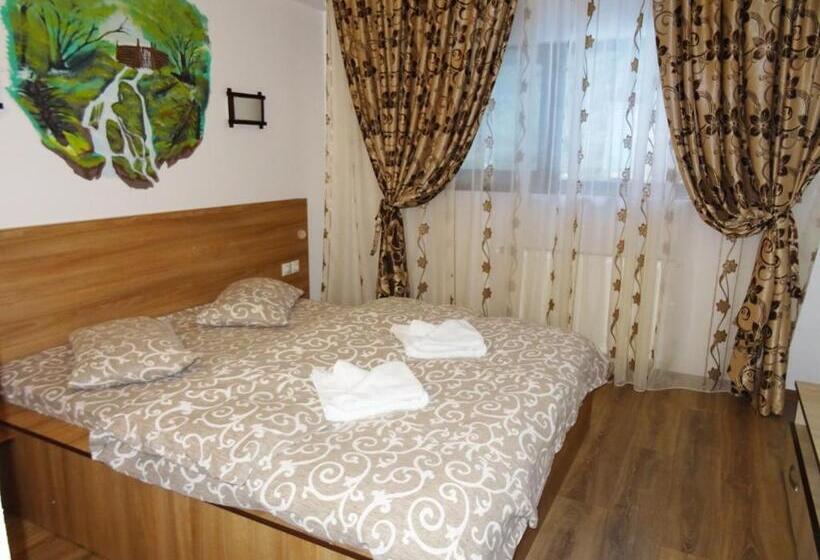 פנסיון Complex Vila Balea