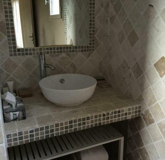 پانسیون Delaporte