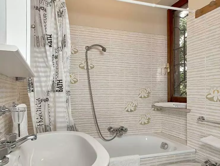 پانسیون Il Melograno