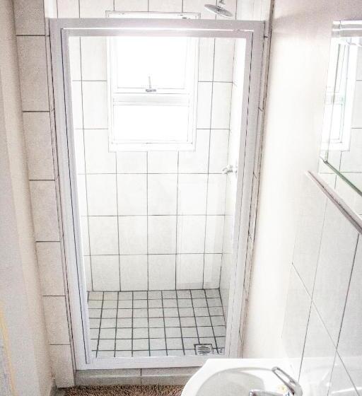 펜션 Kelzane Self Catering