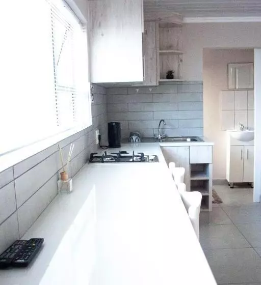 Majatalo Kelzane Self Catering