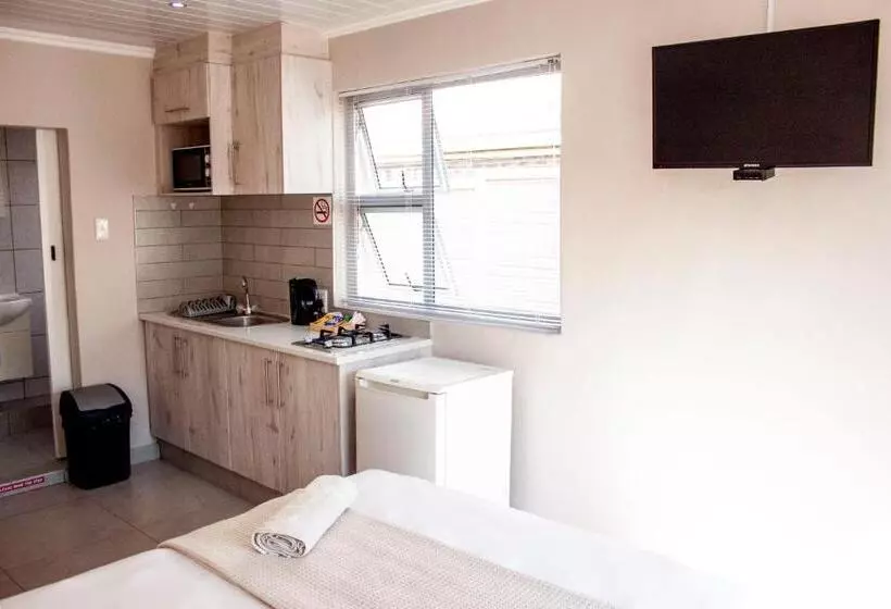 Majatalo Kelzane Self Catering