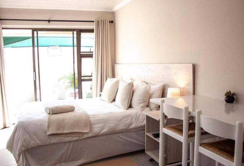 펜션 Kelzane Self Catering
